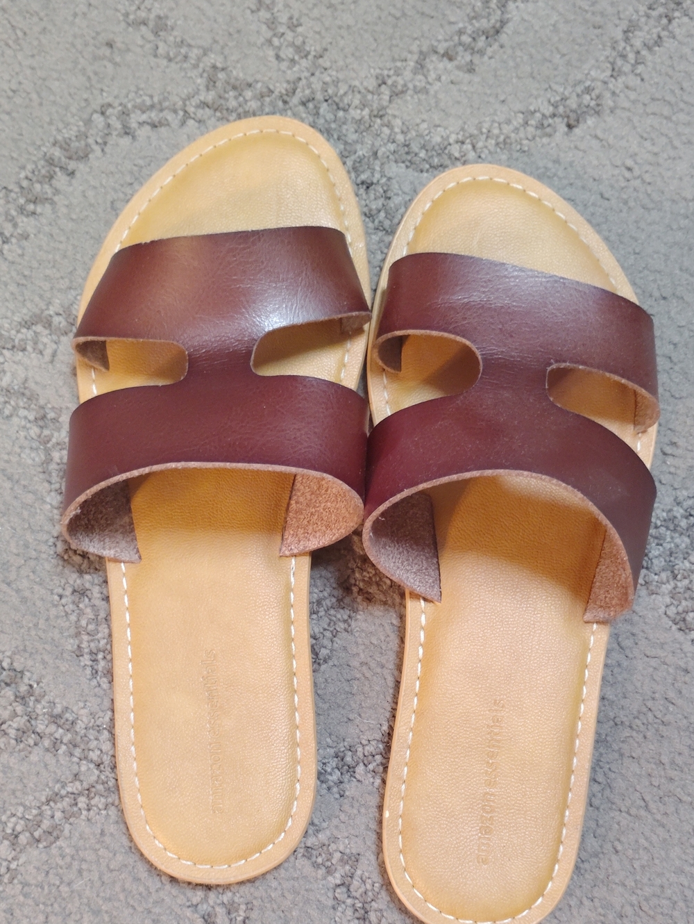 Amazon Essentials Women's Brown Double-Band Slide Sandals